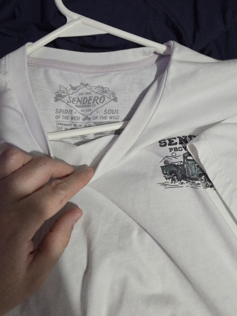 Few Parts Graphic Tee - White with Green Print Xl Sendero Provisions Co - Picture 3 of 7